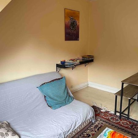 Grand Appartement Au Calme 2 Chambres 坎佩尔 外观 照片