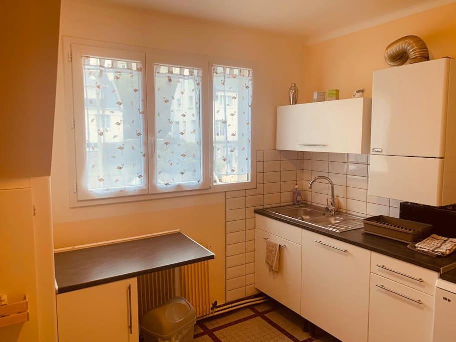 Grand Appartement Au Calme 2 Chambres 坎佩尔 外观 照片