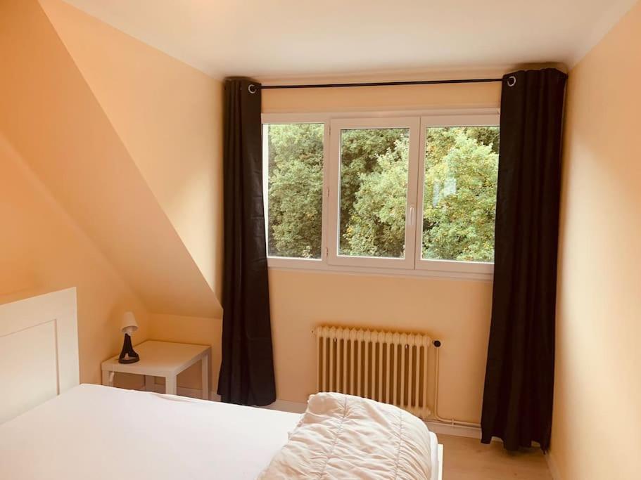 Grand Appartement Au Calme 2 Chambres 坎佩尔 外观 照片