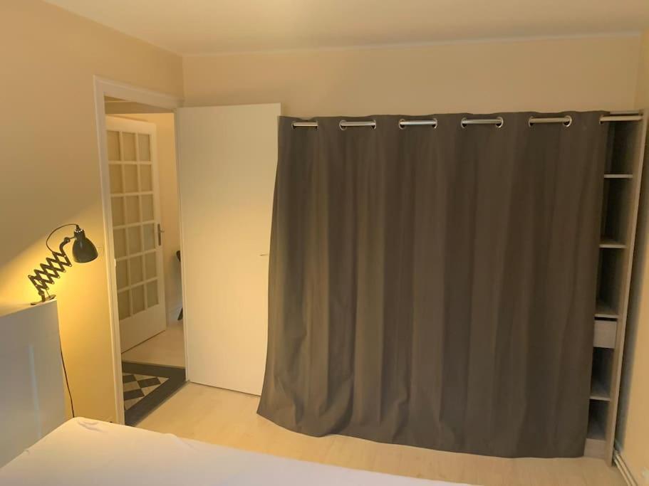 Grand Appartement Au Calme 2 Chambres 坎佩尔 外观 照片